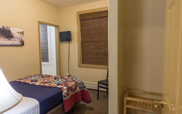 Hotel Cathlamet