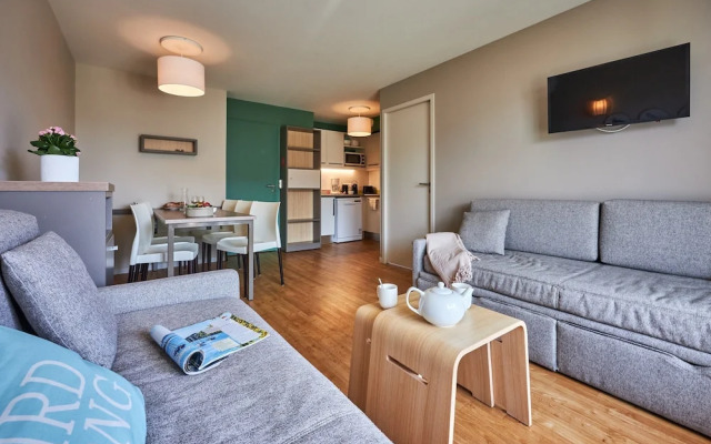 Courseulles Family Apartment for 6