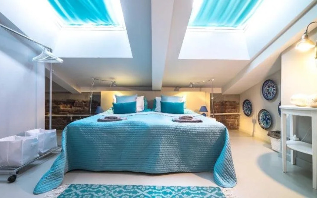The 5th floor hotel