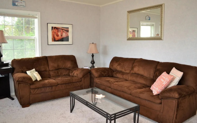 335 4Th Ave