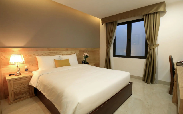 Sunny Ocean Hotel & Spa