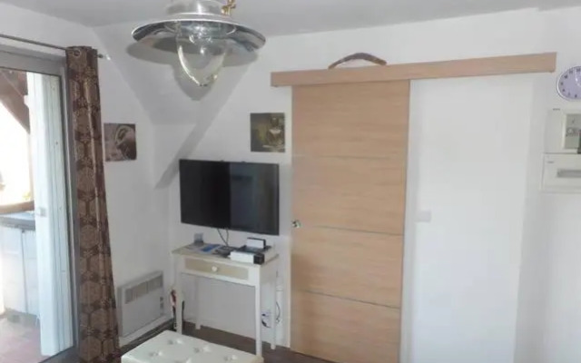 NICE FLAT 400 m FROM BEACH & CENTER
