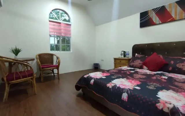 OYO Home 90711 Roses Villa