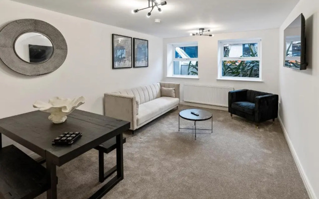Mode Winter Garden Apartments