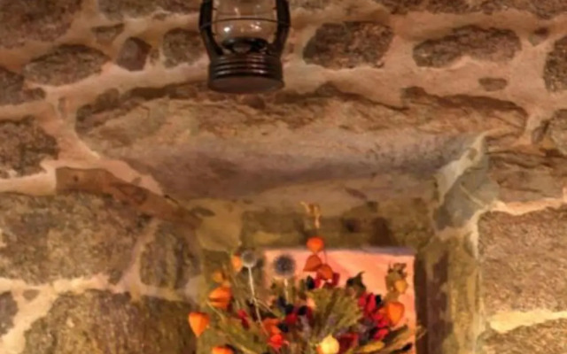 Gîte Essertines-en-Châtelneuf, 3 pièces, 6 personnes - FR-1-496-16