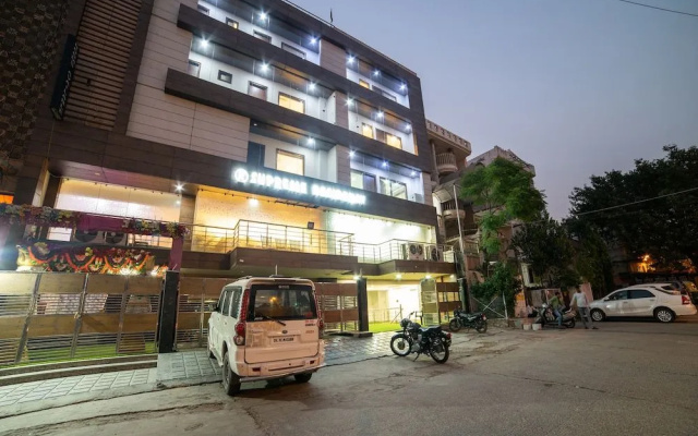 OYO 22527 Supreme Residency