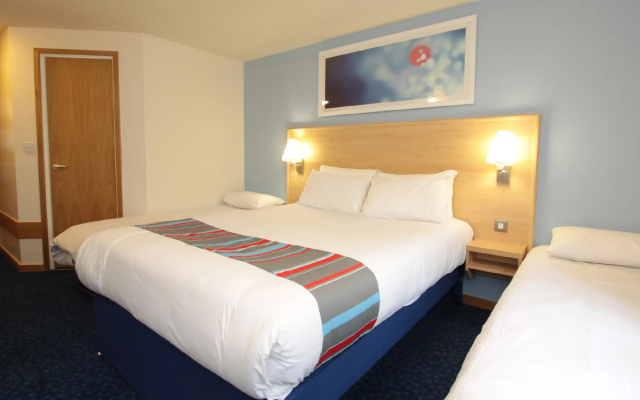 Travelodge Aberdeen Airport