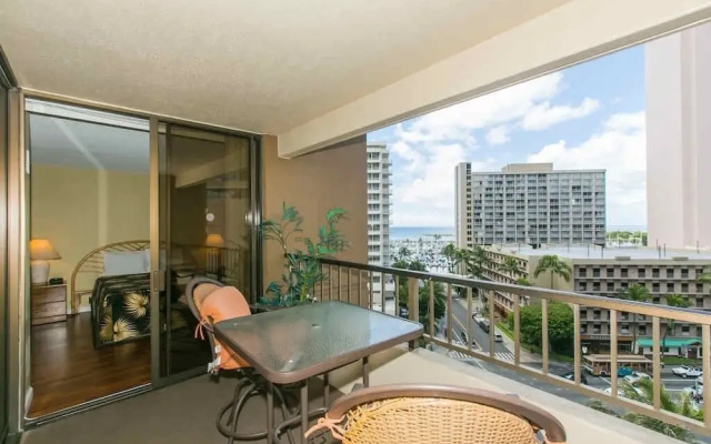 Discovery Bay 1202 1 Bedroom Condo