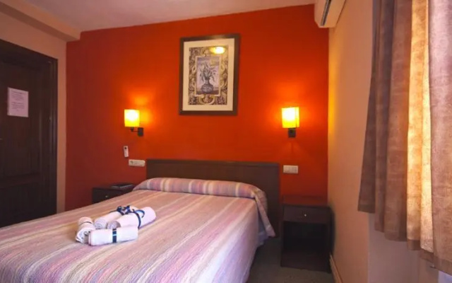 Hostal Alcazaba