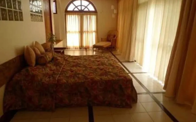 Star Cove Bed And Breakfast by OYO Rooms