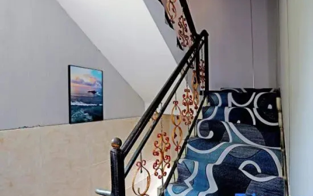 Yunshang Jinhua Hotel (Ganzi Danba County)
