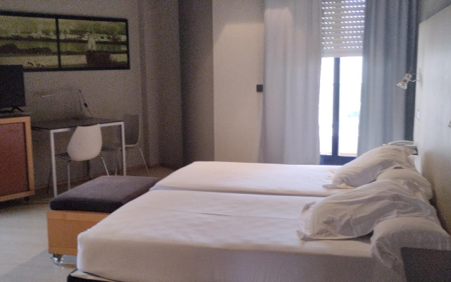 Hotel Carrís Almirante
