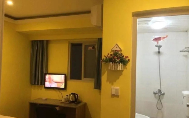 Sea fashion theme hotel