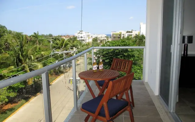 Coral Suites 4D by SunandSea