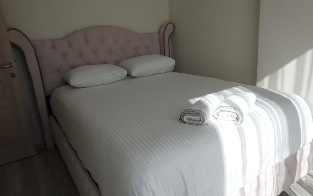 The House Otel