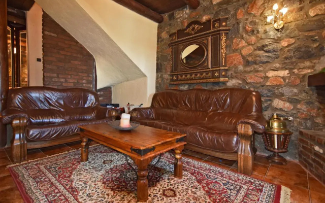 Luxurious Residence at the Village Square