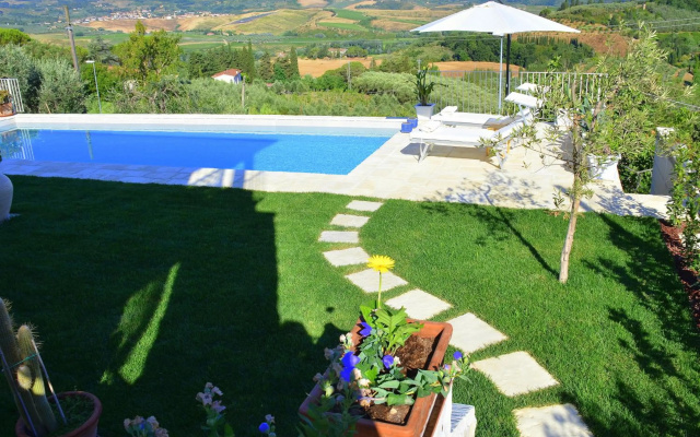 FeWo SOLE mit Garten, Terrasse und einen atemberaubenden Blick
