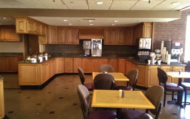 Rodeway Inn & Suites Denver
