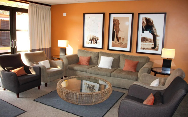 Illovo Hotel
