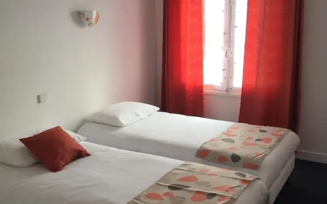 La Coupole Hotel