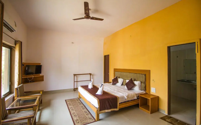 Jungle King Resort