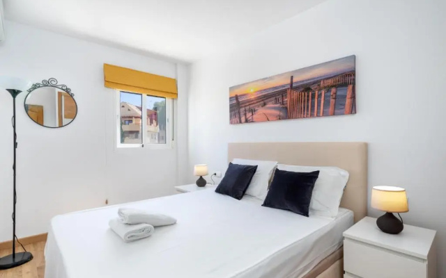 Tasteful apartment near the beach Ref 107