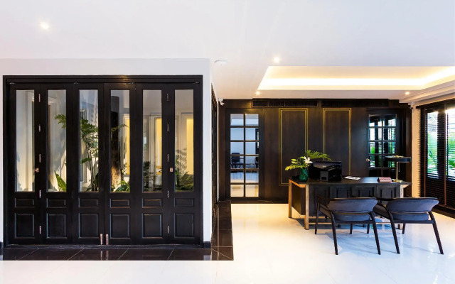 Cheeva Dee Hotel