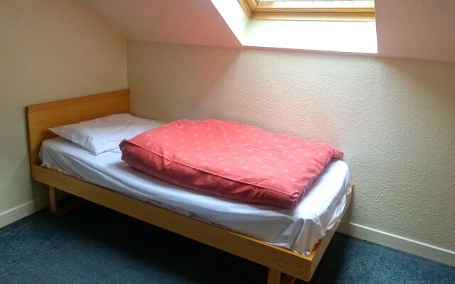Отель Edinburgh Metro Youth Hostel Великобритания, Эдинбург - отзывы, цены и фото номеров - забронировать отель Edinburgh Metro Youth Hostel онлайн комната для гостей