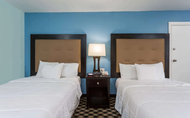 Days Inn by Wyndham Salisbury