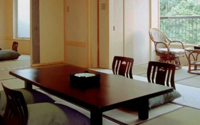 Izunagaoka Onsen Futaba
