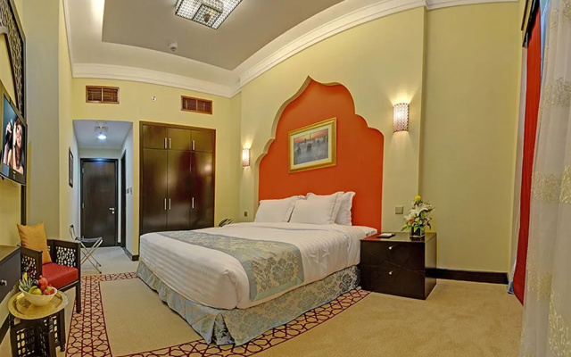 Boutique 7 Hotel and Suites