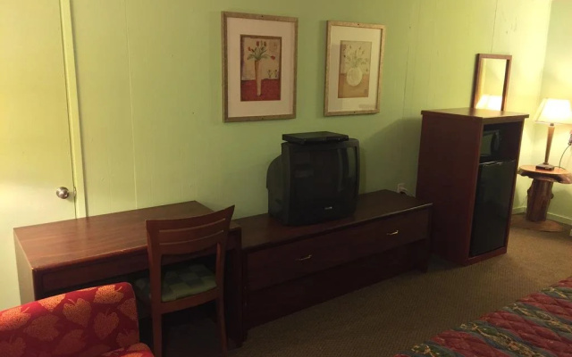 Town Motel