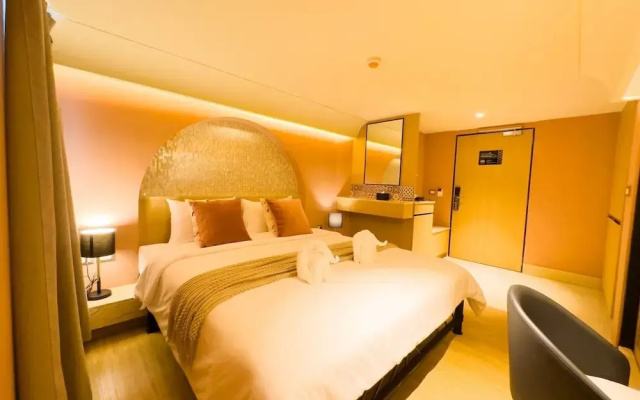 Kastel Bangkok Hotel