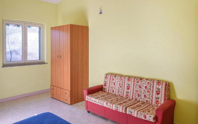 Stunning Home in Zambrone With 1 Bedrooms and Wifi