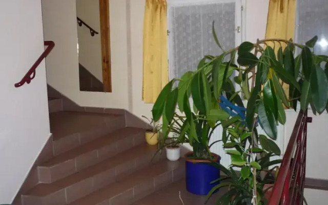 Holdfény Panzió