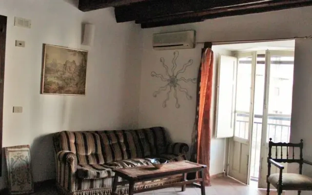 Filippos Holiday House