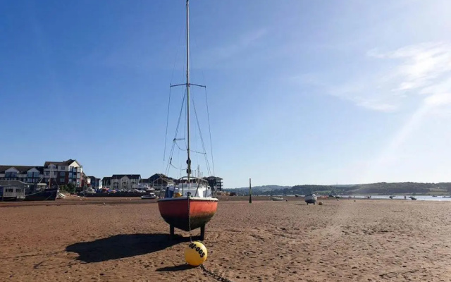 8 Estuary Reach