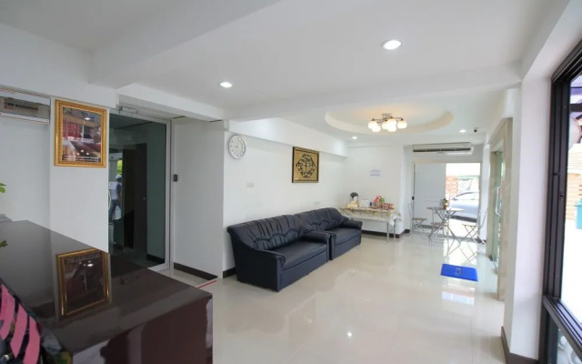 Toptel Ratchada 5 Apartment