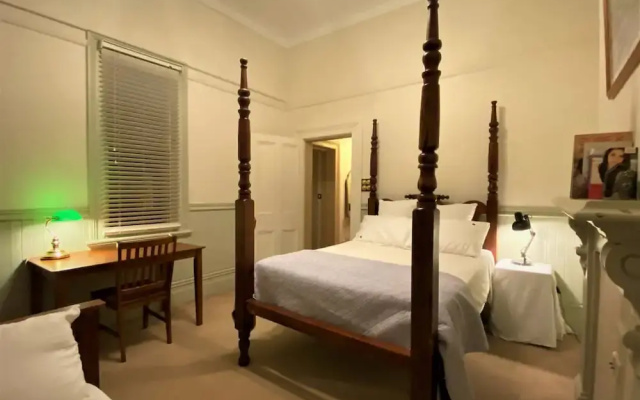 Blayney House