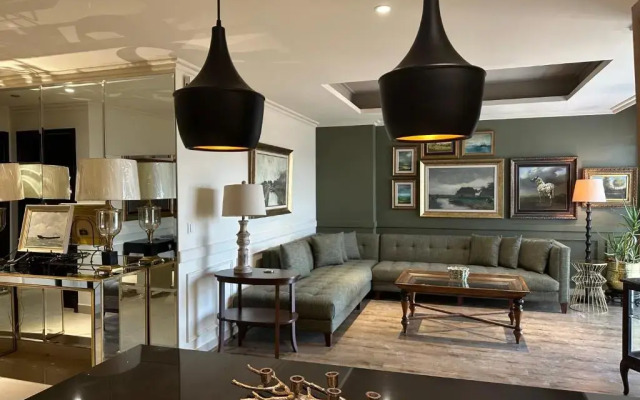1 Constitution Avenue by Goldfinch