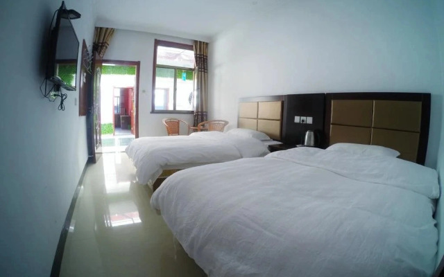 Wutaishan Youth Hotel