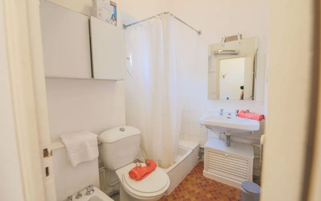 Maioun Villefranche AP4121