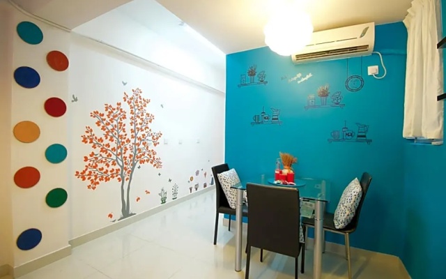 WC Downtown 3-bedroom Apartment MTR Downstairs 14C