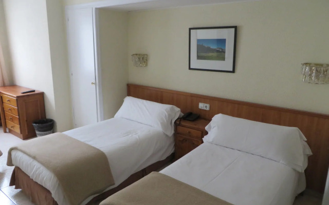 Hotel Oros by Nexta