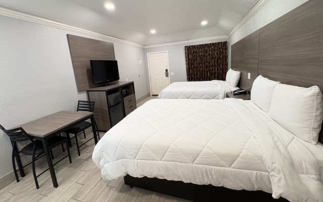 Palace Inn and Suites Willowbrook