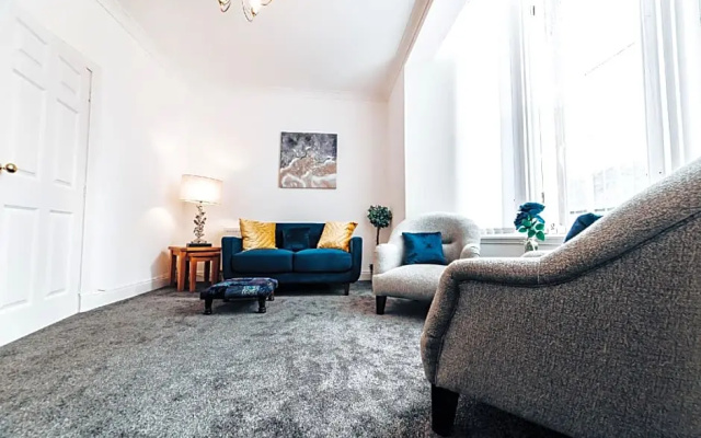 Princes Street Apartment