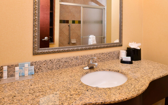 Hampton Inn & Suites Greenville