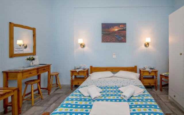 Irini Studios In Tinos