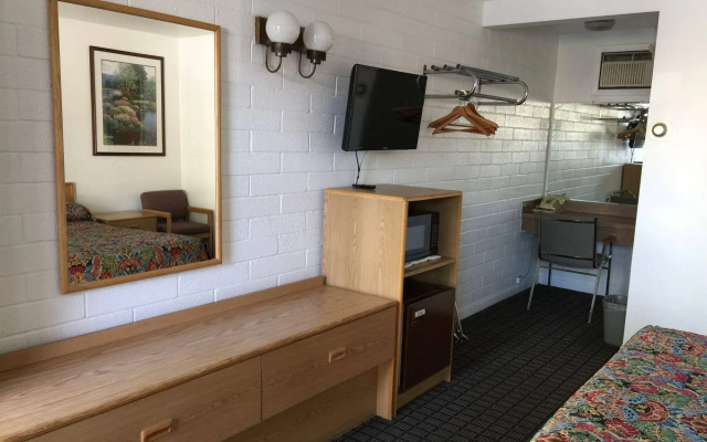 Manor Motor Lodge