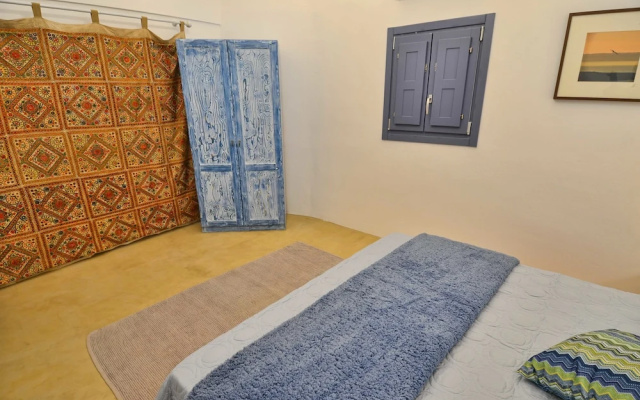 Fira Blue House